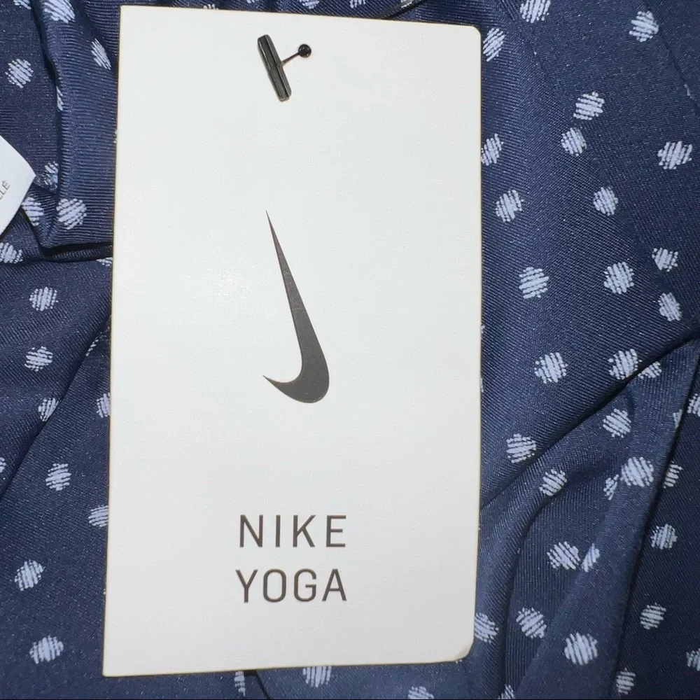Nike Yoga Leggings NWT - Picture 11 of 12